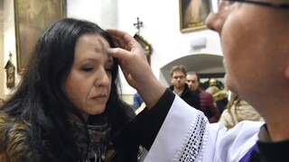 Prísny pôst a sebareflexia. Kresťania majú Popolcovú stredu