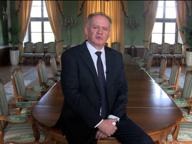 Nikdy nepožiadam o milosť. Kiska videom reagoval na Šefčoviča