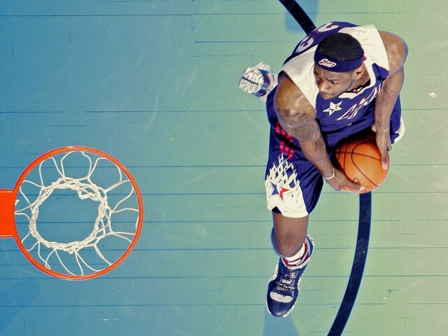 NBA: Lakers podľahli Denveru, James sa vyšplhal pred Jordana