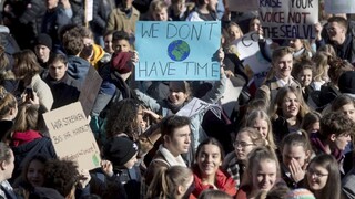 Cítia sa ohrození. Študenti organizujú štrajk za budúcnosť klímy