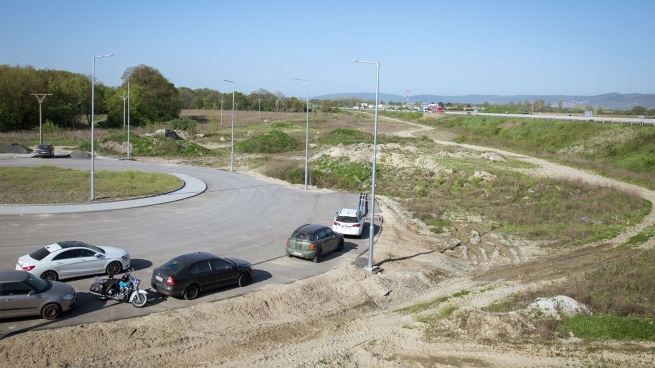 Triblavina bude drahšia, upozorňujú aktivisti. Diaľničiari oponujú