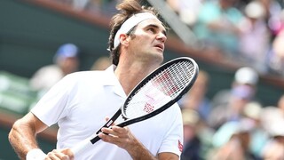 Federer postúpil do 3. kola, Williamsová duel skrečovala