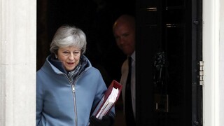 Britániu čakajú rokovania o brexite, vláde hrozí ďalšie fiasko