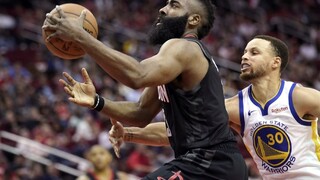 NBA: Úradujúci šampióni Warriors zastavili sériu Rockets