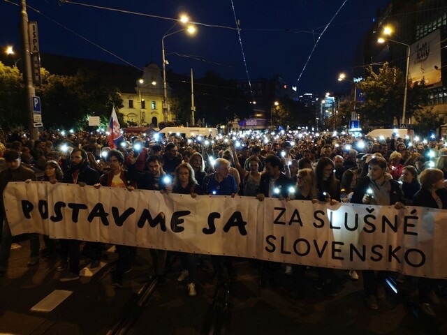 Prezident i premiér ocenili prácu polície, iniciatíva víta posun