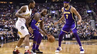 NBA: Toronto zdolalo LA Lakers. James má pred sebou výzvu