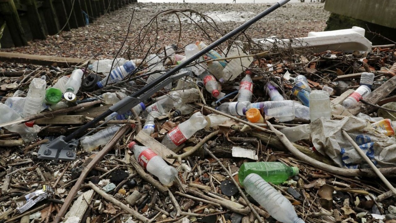 OSN chce výrazne obmedziť plasty, podľa aktivistov to nestačí