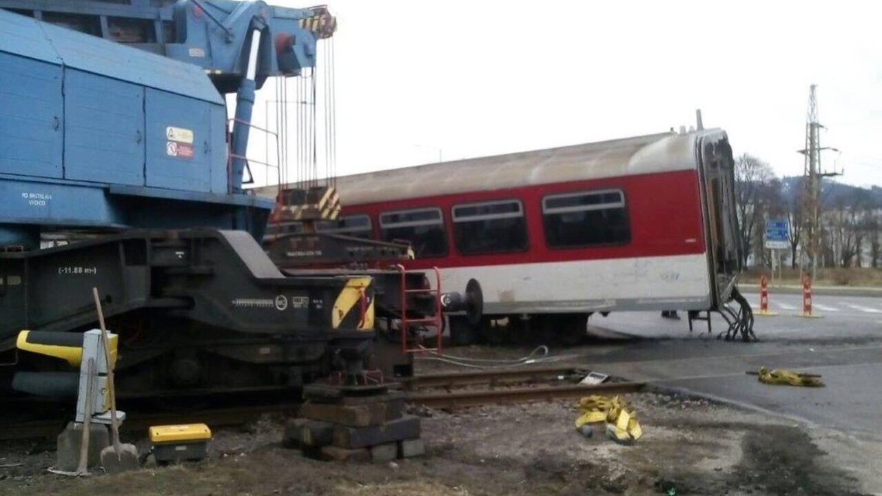 Vodiča nákladiaku, ktorý sa pri Čadci zrazil s vlakom, obvinili