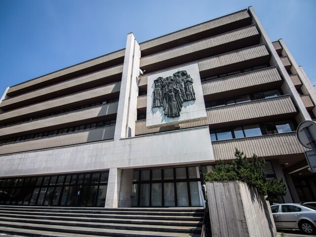 Justiční zamestnanci štrajkovať nebudú, zvýšili im platy