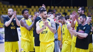 Inter pokračuje v suverénnych výkonoch, ďalší na rade bol Svit