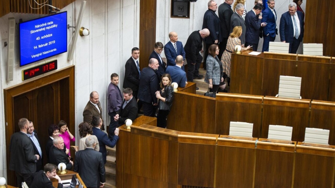Premiér verí, že parlament po tajnej voľbe zvolí kandidátov