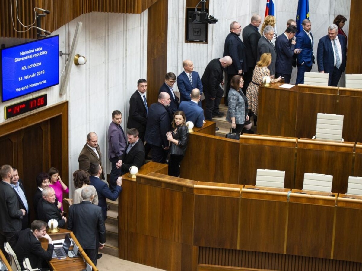 Premiér verí, že parlament po tajnej voľbe zvolí kandidátov