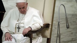 Pápež prijal rezignáciu kardinála Ezzatiho. Kryl obťažovanie detí