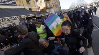 Hnutie ohlásilo ďalšie kolo protestov, nasadili proti nim  aj armádu