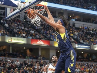 NBA: Aldridge žiaril v Bostone, Lamb šokoval trojkou z polovice