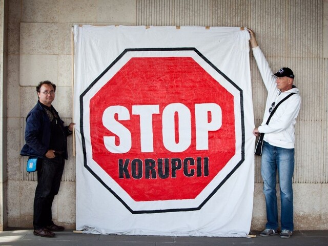 Dokončite protikorupčné opatrenia, odkazujú nám z Rady Európy