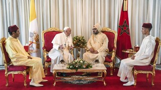 Pápež priletel do Maroka, chce zlepšovať vzťahy s moslimami