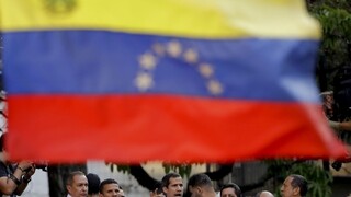Madurovho soka chcú zbaviť imunity. Ľudí vyzval, aby sa zomkli