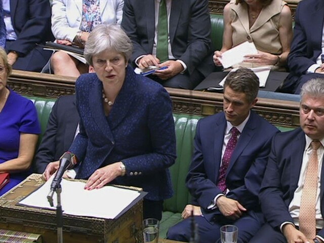 Budúcnosť brexitu je v rukách parlamentu, vyhlásila Mayová