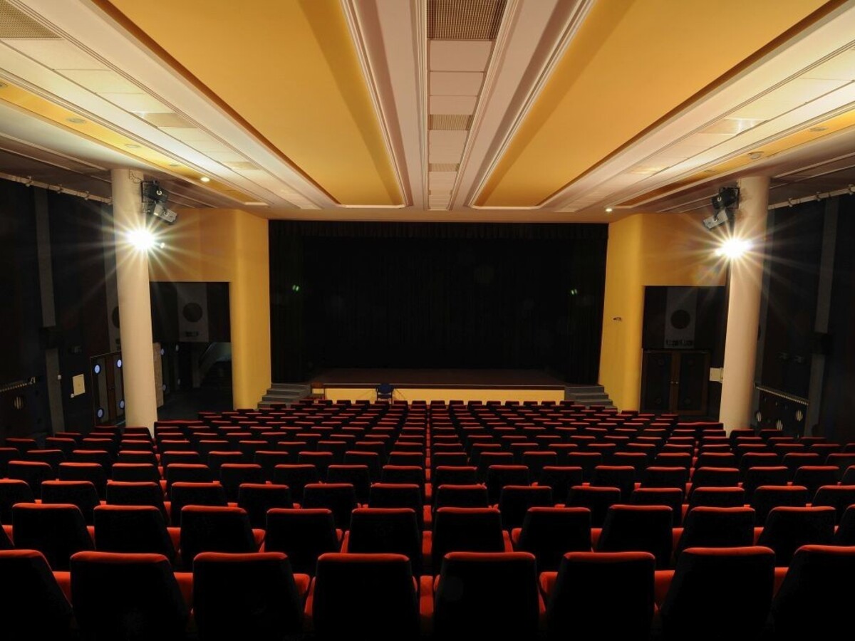 Mŕtvoly, násilie a plač. Kino pustilo deťom upútavku na horor