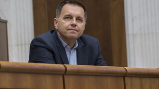 Kažimír sa s funkciou lúči. Čo čaká nového ministra financií?