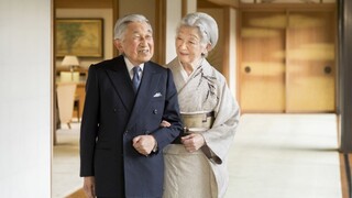 Japonsko oslavuje diamantové výročie cisárskej svadby