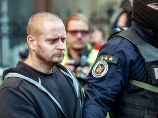 Potápači pátrali po vražednej zbrani, miesto im ukázal Marček