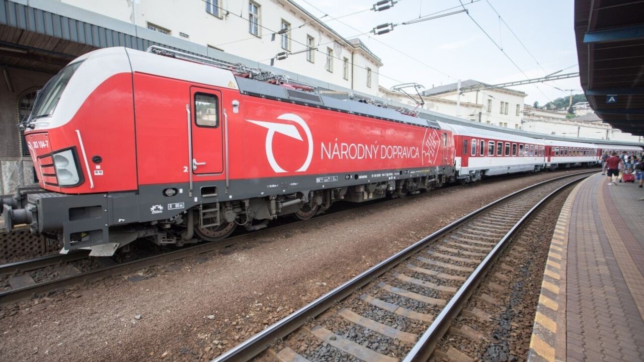Železnice na sviatky posilnia dopravu. Pozrite sa, ako