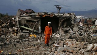 Indonézsky ostrov zasiahlo silné zemetrasenie, hrozia aj cunami