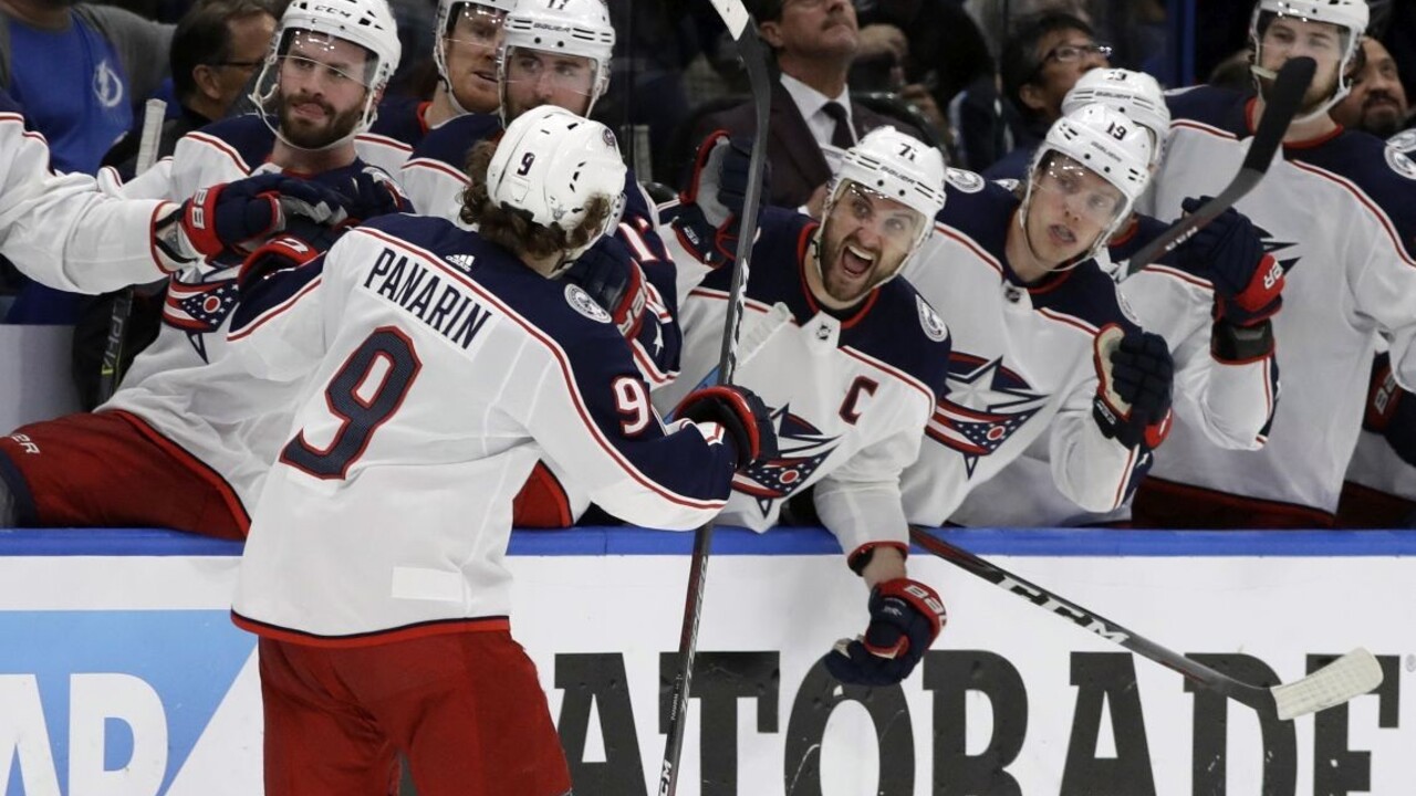 NHL: Tampa Bay prehrala aj druhý domáci zápas s Columbusom
