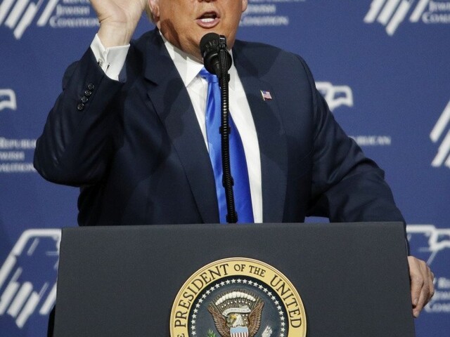 Trump uspel pri odvolaní. Navracanie migrantov do Mexika zatiaľ pokračuje