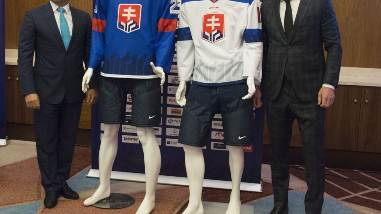Štátny znak nie sú tri hokejky, reaguje Danko na zmeny dresov
