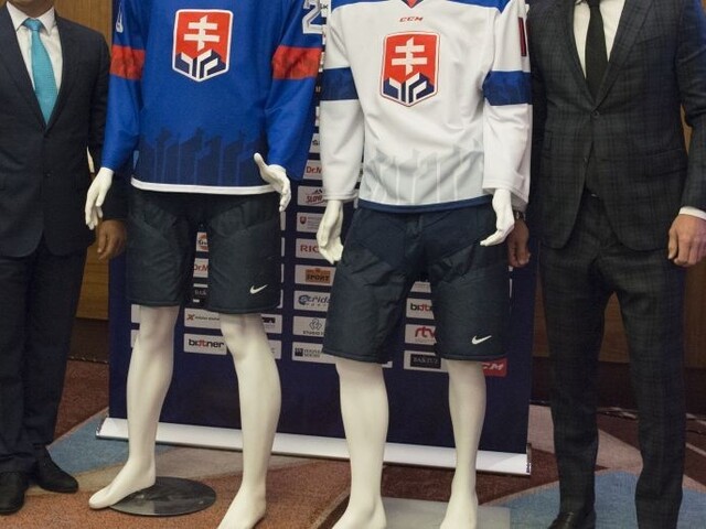 Štátny znak nie sú tri hokejky, reaguje Danko na zmeny dresov