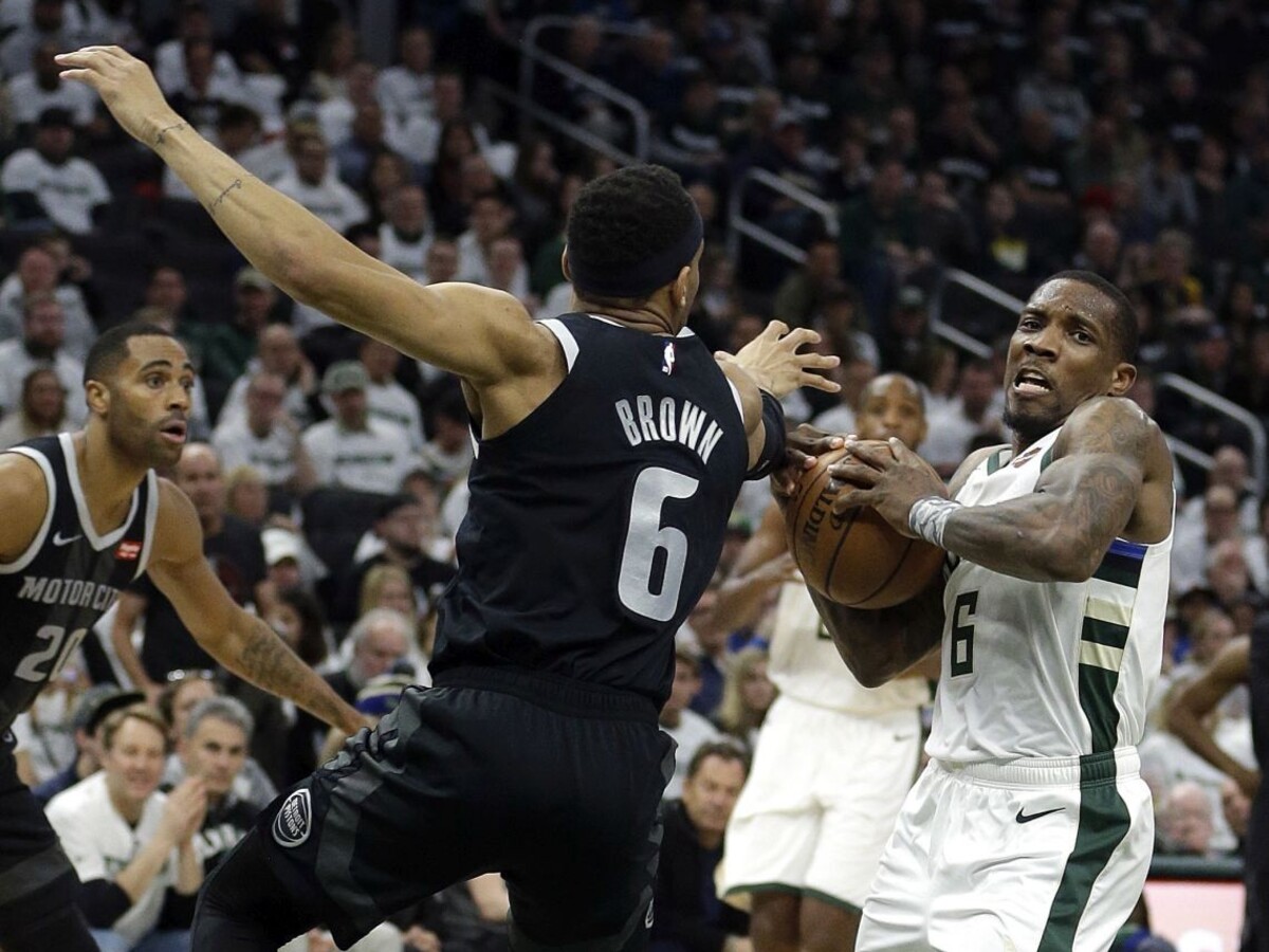 NBA: Milwaukee vstúpil do play-off víťazne, nasledoval aj Houston