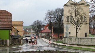 Samosprávy nevyužívajú možnosti grantov, vláda to chce zmeniť
