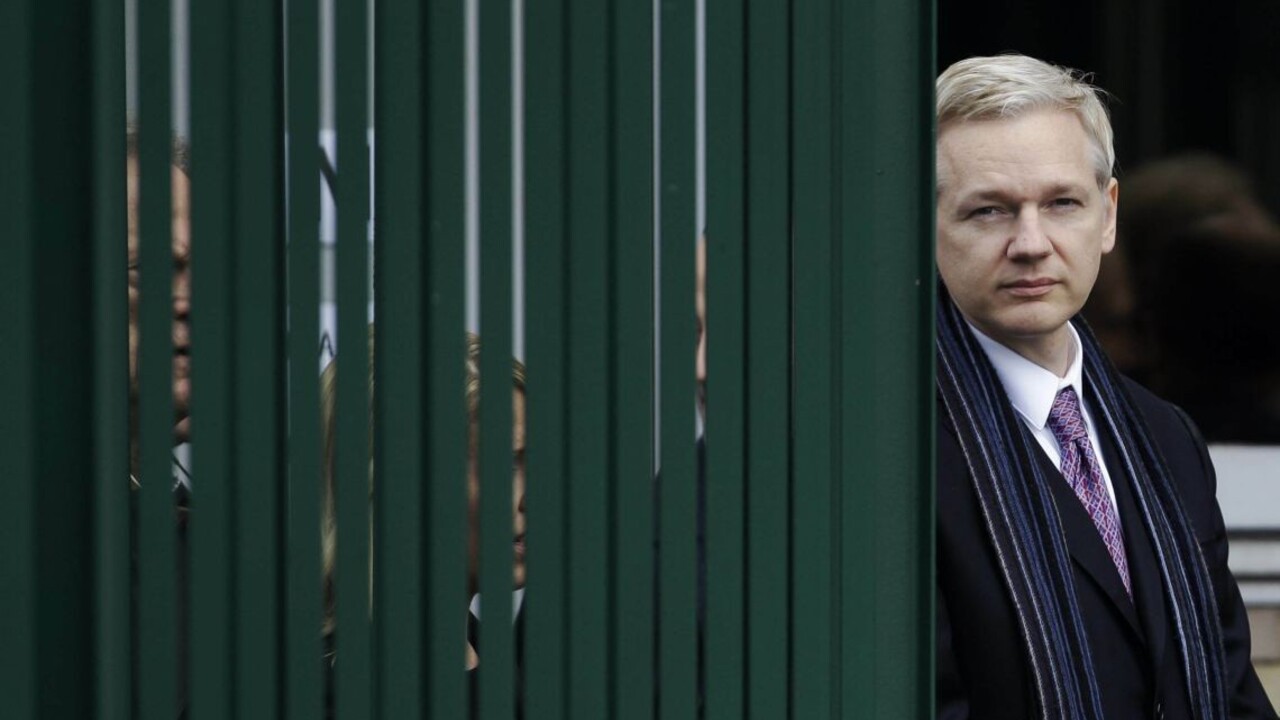 Lídrovi WikiLeaks odňal Ekvádor azyl, odvtedy čelí kyberútokom