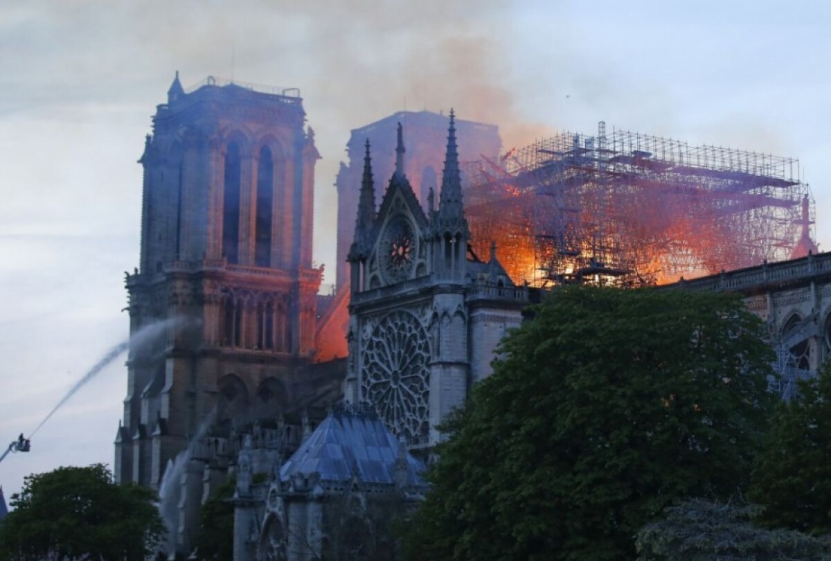 france-notre-dame-fire-93081-826807c5f2064e48b1968de57cbca089-1_327489d8.jpg
