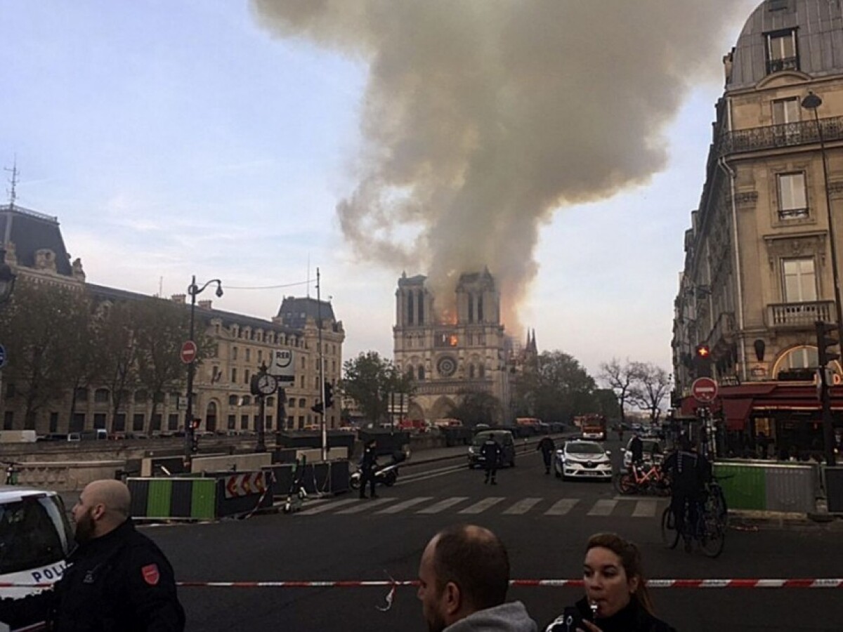 france-notre-dame-fire-95555-939378a5c5094a7bb0c7dda1f6094381_dac786db.jpg