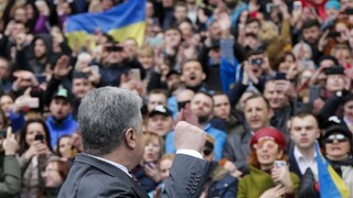 Zelenskyj ohlásil účasť, Ukrajinu čaká posledný duel kandidátov
