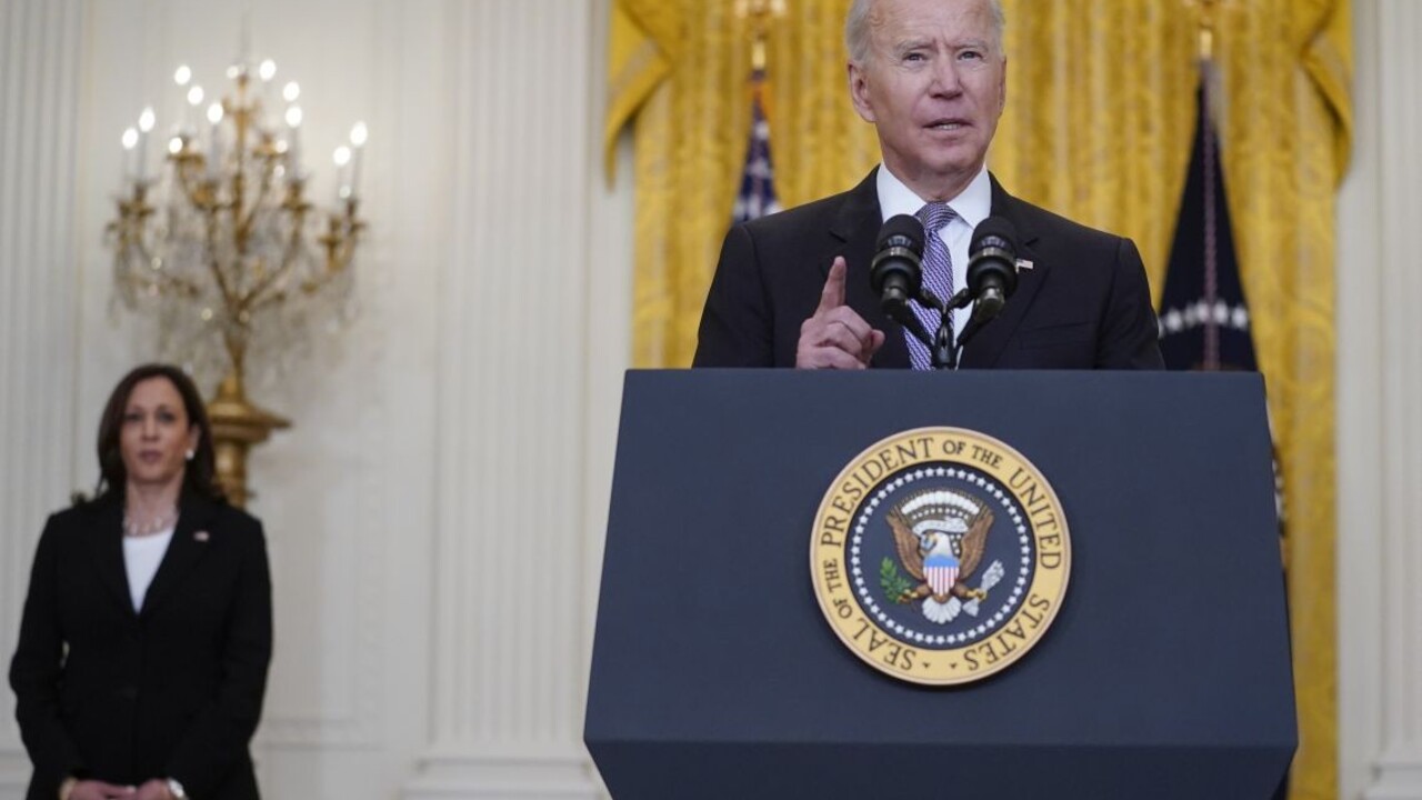 Biden chce na summite Putinovi prehovoriť do duše, ide o ľudské práva