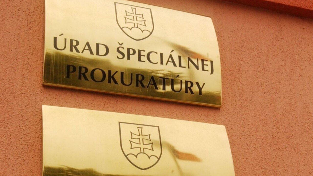 Žena sa chcela zbaviť svojej sokyne, teraz čelí obžalobe