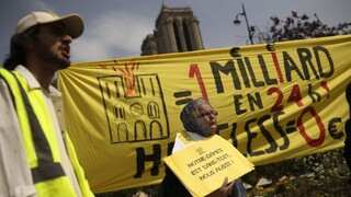 Ľudí pomoc na obnovu Notre-Dame rozdeľuje, vidia v nej pokrytectvo