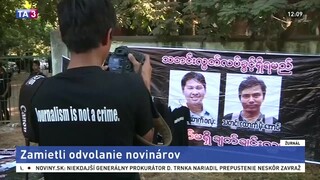 Súd v Mjanmarsku zamietol odvolania novinárov, ostávajú za mrežami