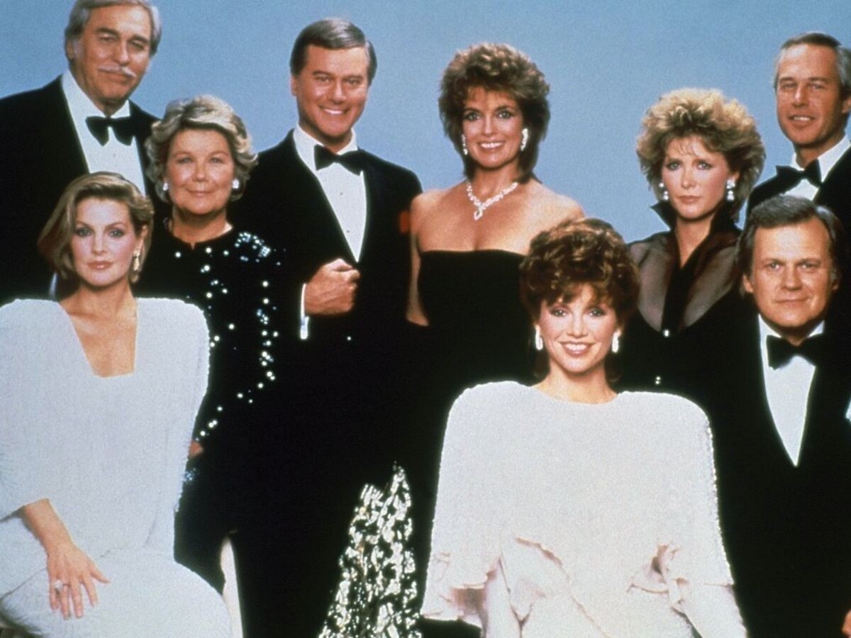 Zomrel herec zo seriálu Dallas Ken Kercheval, hral Cliffa Barnesa