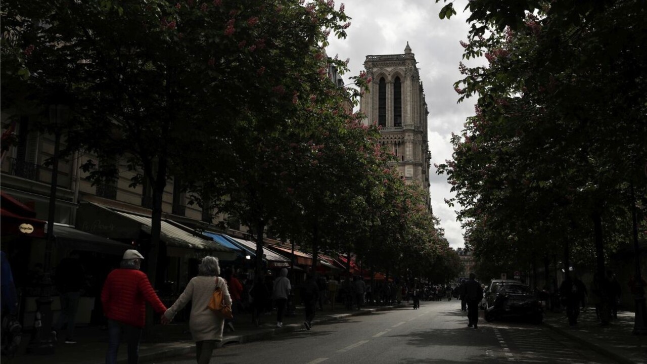 Okolie Notre-Dame je uzavreté, zistili tam zvýšené hodnoty olova