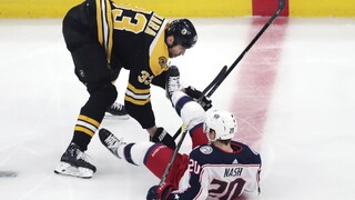 NHL: Boston prehral s Columbusom v druhom predĺžení, Chára mal 6 bodyčekov