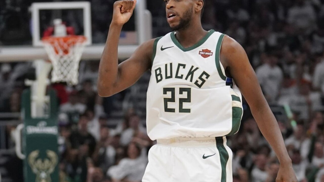 NBA: Milwaukee nezvládlo úvodný zápas proti Bostonu, Bucks v play-off zakopli