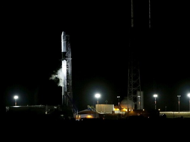 Raketa SpaceX úspešne odštartovala, do ISS privezie tony zásob