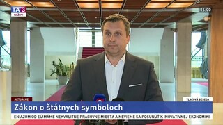TB A. Danka po diskusii s protestujúcimi proti zákone o štátnych symboloch