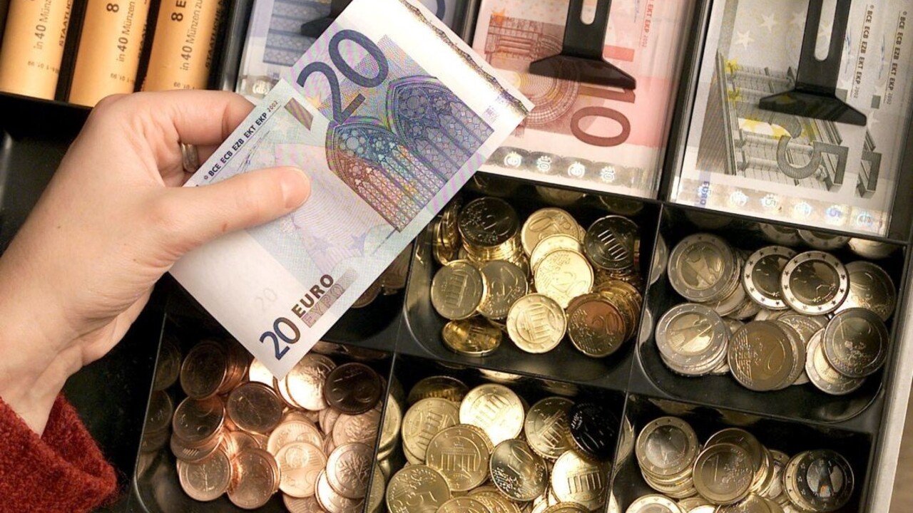Napätie medzi chudobou a bohatými môže riešiť európska minimálna mzda